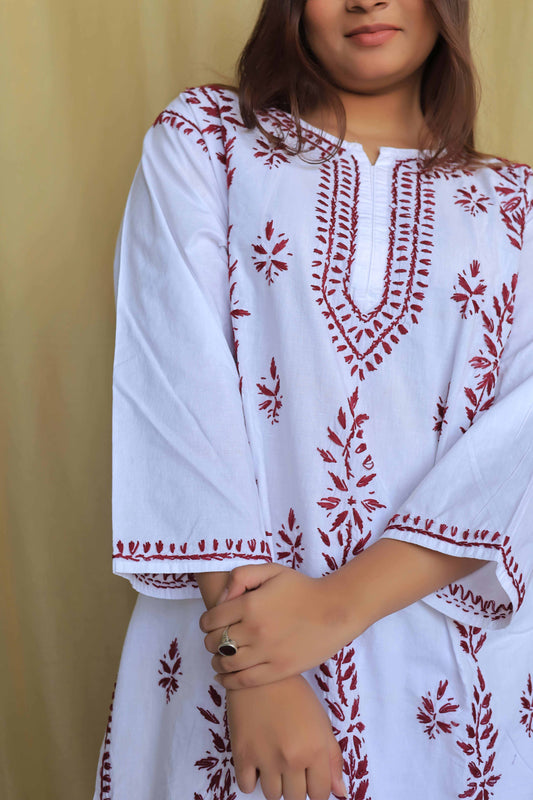 Aabdaar Cotton Chikankari Kurta - White