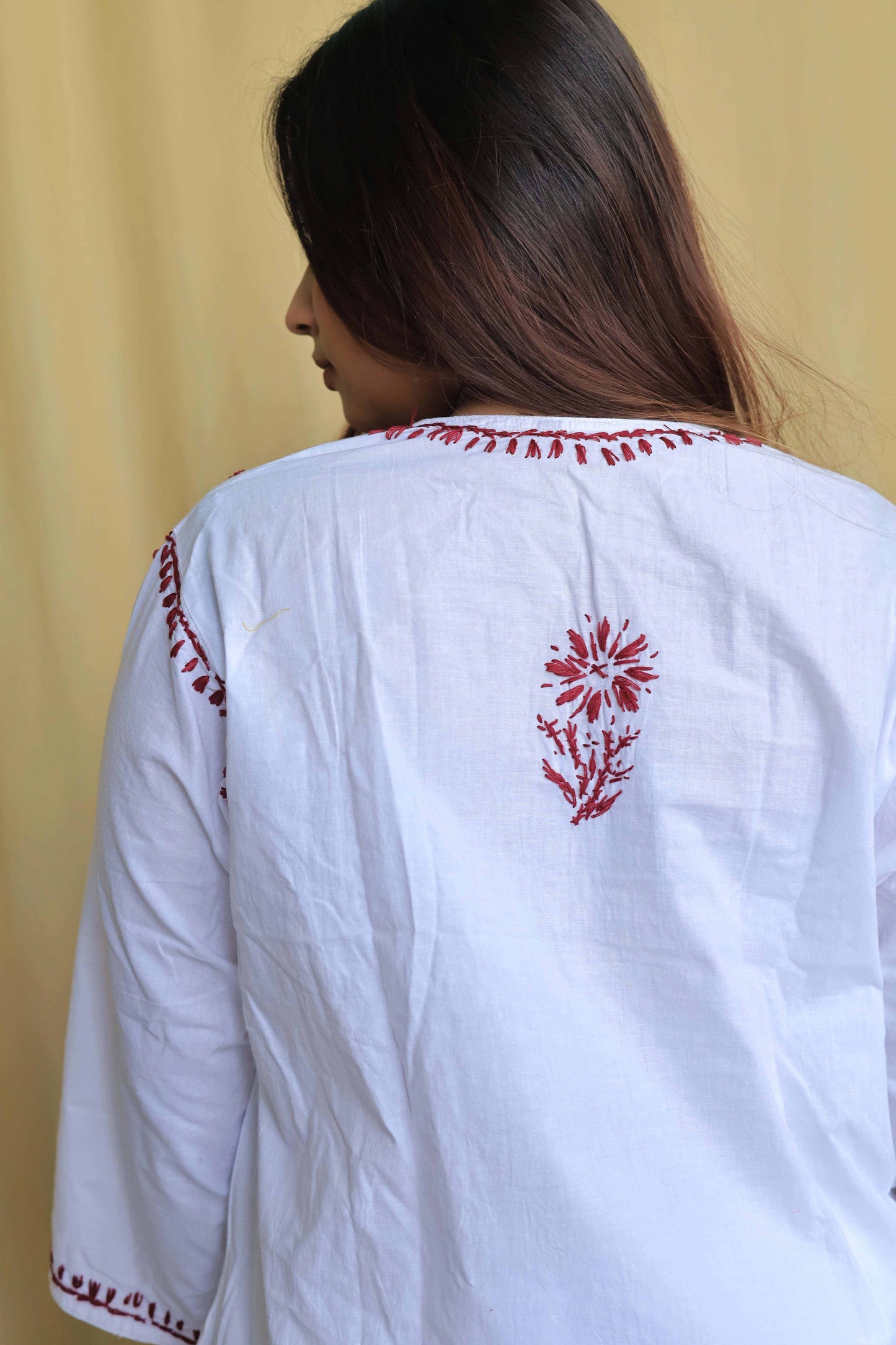 Aabdaar Cotton Chikankari Kurta - White